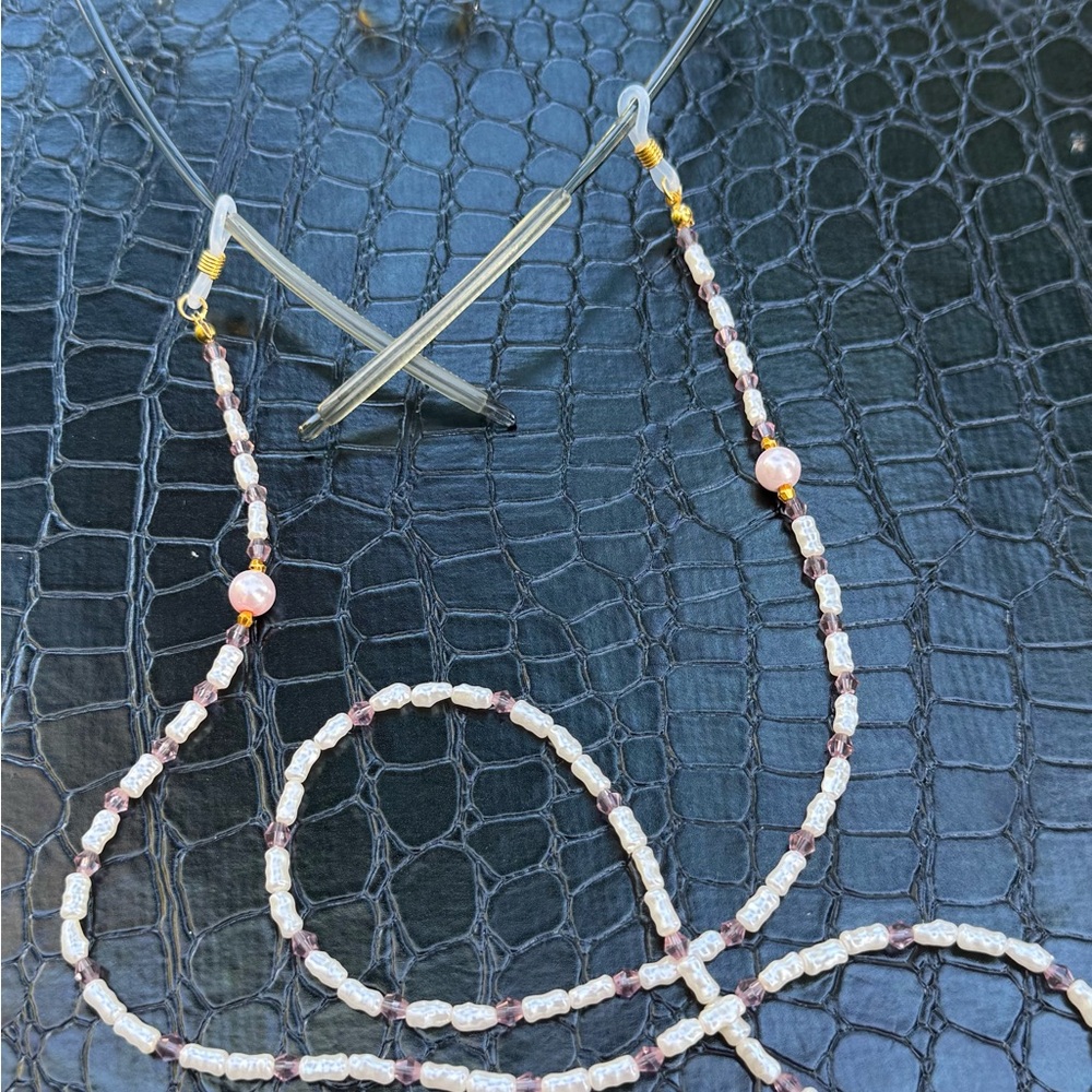 New Handmade Elegant Gold and Pink and purple color Beaded Eye glasses chain